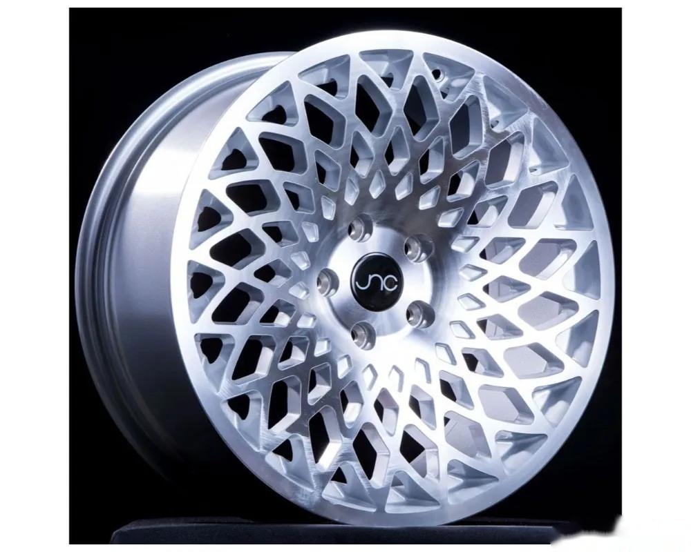 JNC JNC043 Wheel 18x9.5 5x114.3 35mm Silver Machined Face
